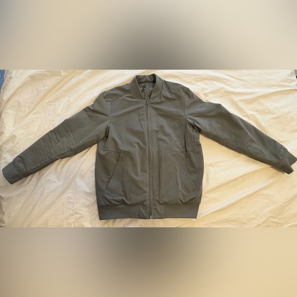 Lululemon mens switch over bomber - Picture 2 of 7